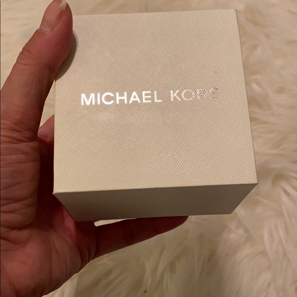 Michael Kors Watch two tone - Picture 8 of 8